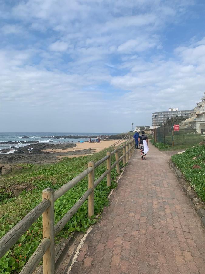 Aziel By The Sea